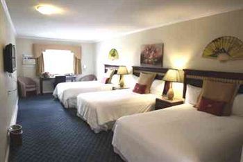 The Revelstoke Gateway Inn Ngoại thất bức ảnh