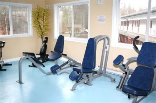 The Revelstoke Gateway Inn Ngoại thất bức ảnh